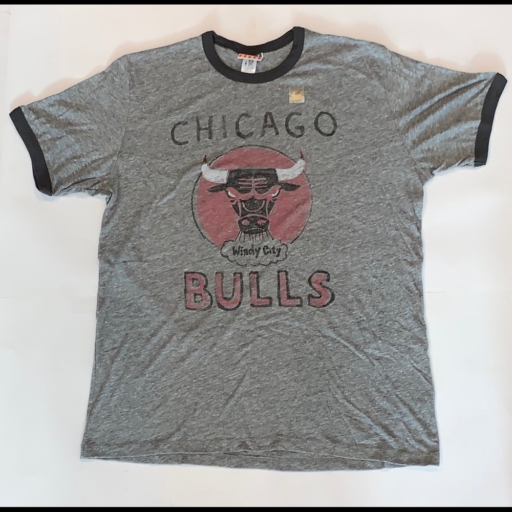 Junk Food Men's Chicago Bulls Tee Shirt